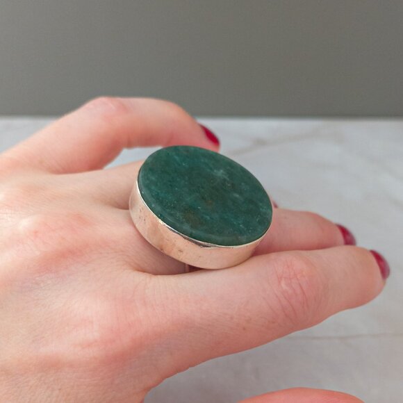 Large Sterling Silver & Aventurine Modernist Ring (Size 7.75) - Picture 17 of 17